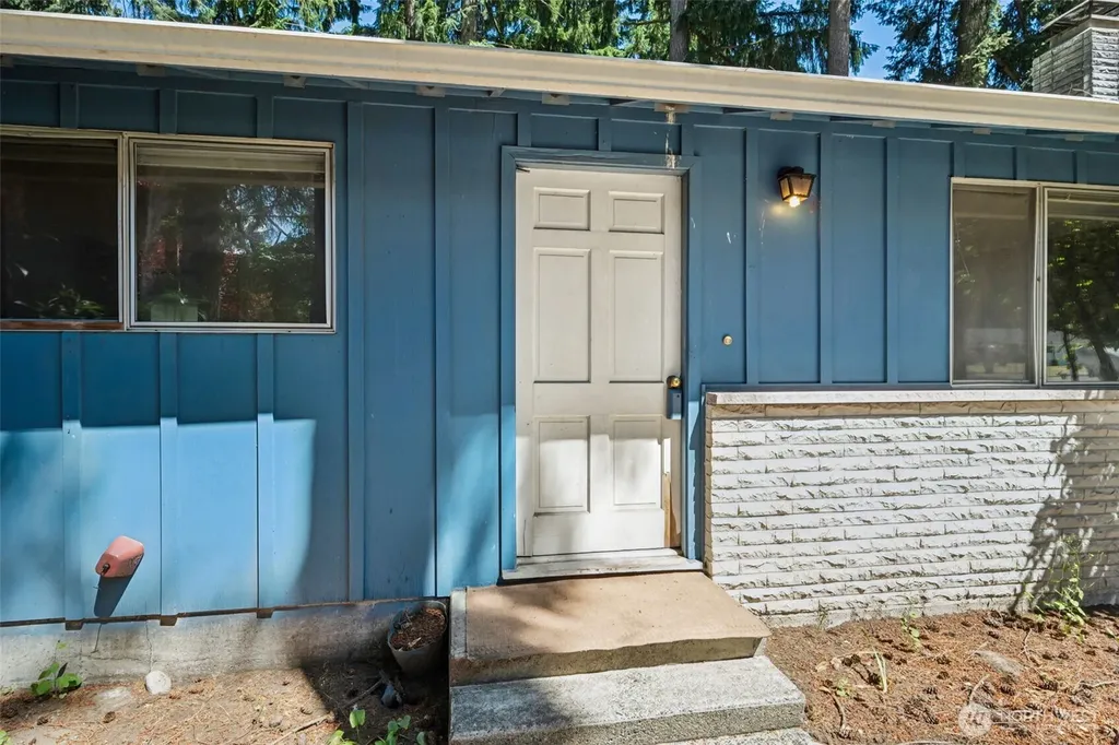 1038 Skyridge Street SE Lacey WA 98503