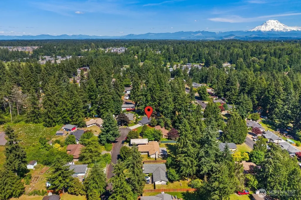 6708 161 St Court E Puyallup WA 98375
