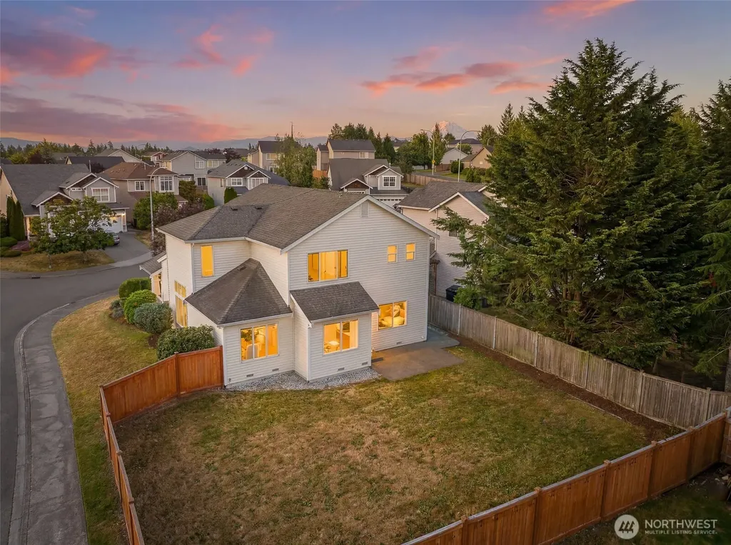 1604 61st Street SE Auburn WA 98092