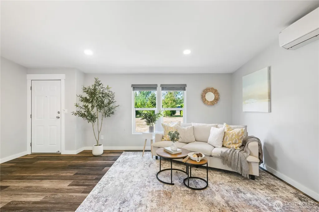 3471 Birch Bay Lynden Road Custer WA 98240