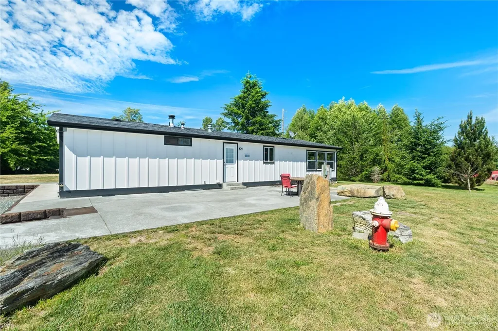 3471 Birch Bay Lynden Road Custer WA 98240
