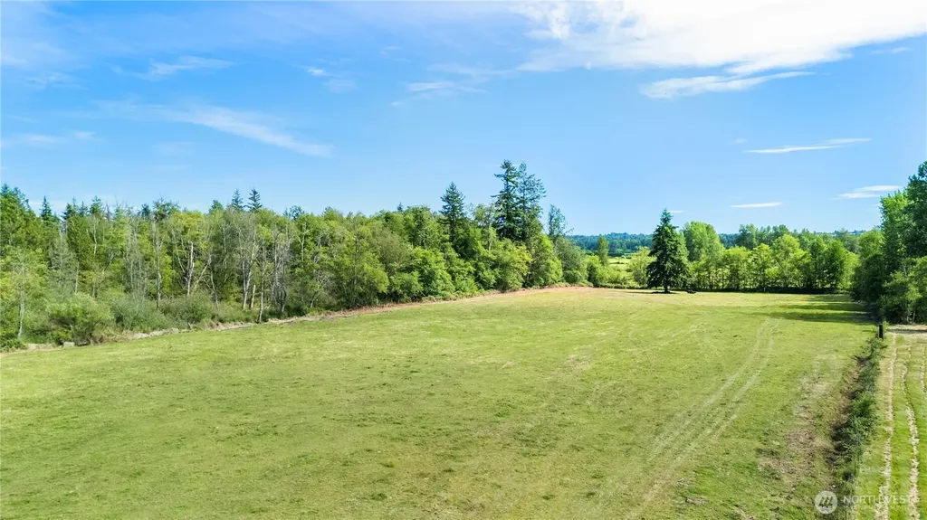 3471 Birch Bay Lynden Road Custer WA 98240