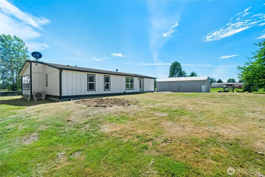 3471 Birch Bay Lynden Road Custer WA 98240