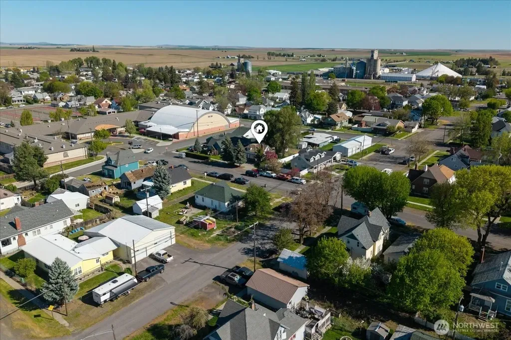 709 Marshall Street Davenport WA 99122