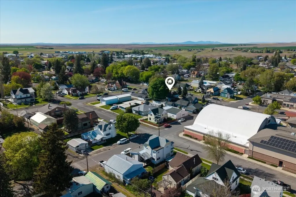 709 Marshall Street Davenport WA 99122