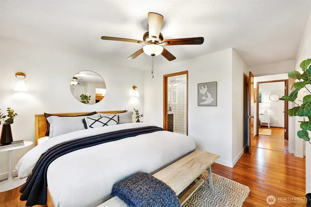 23321 75th Avenue W Edmonds WA 98026