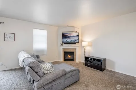 18219 111th Avenue Ct E Puyallup WA 98374