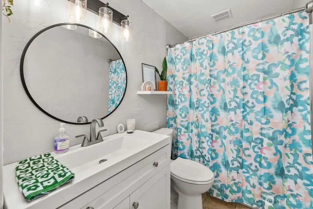 8413 Queets Drive NE Lacey WA 98516