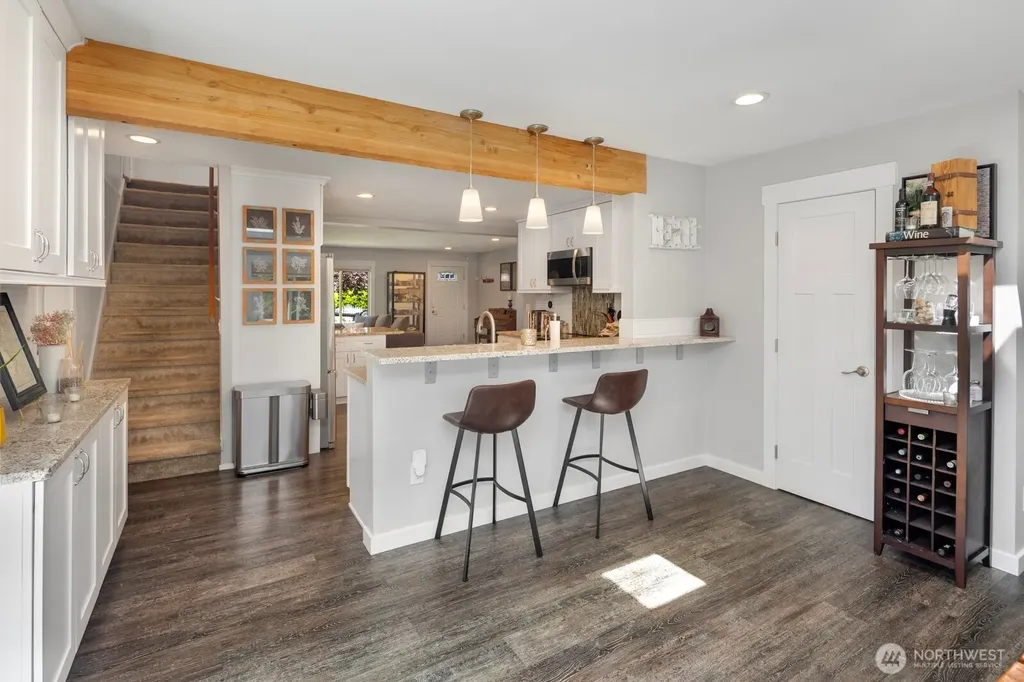 5011 Seahurst Avenue Everett WA 98203