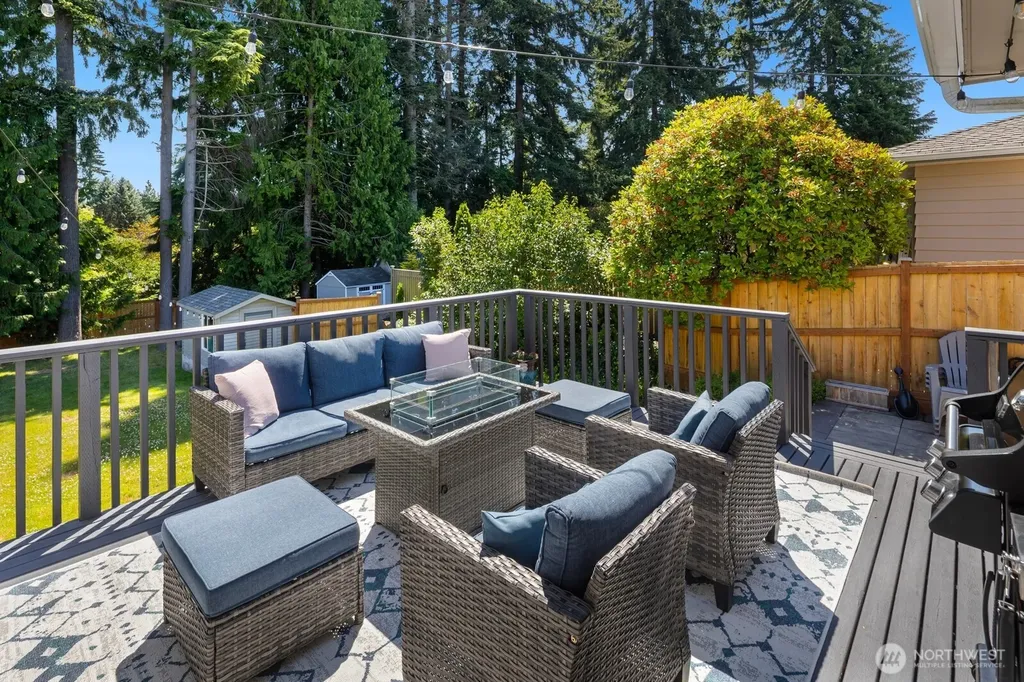5011 Seahurst Avenue Everett WA 98203