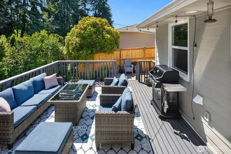 5011 Seahurst Avenue Everett WA 98203
