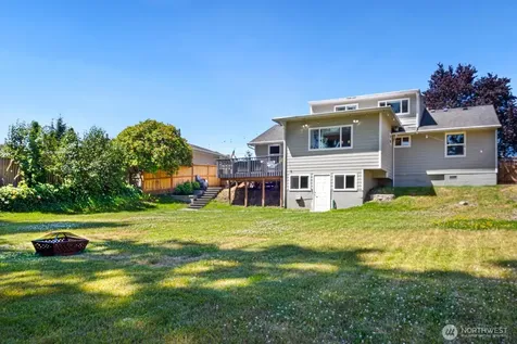 5011 Seahurst Avenue Everett WA 98203