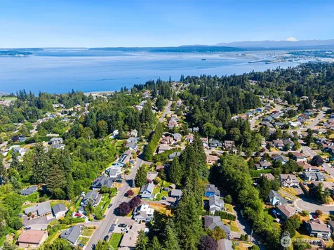 5011 Seahurst Avenue Everett WA 98203