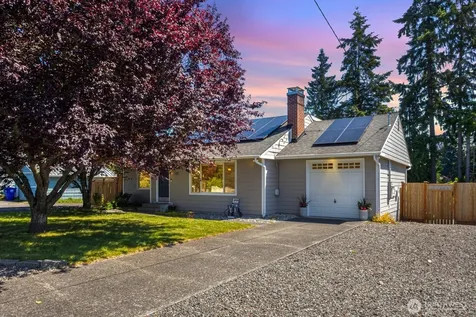 5011 Seahurst Avenue Everett WA 98203