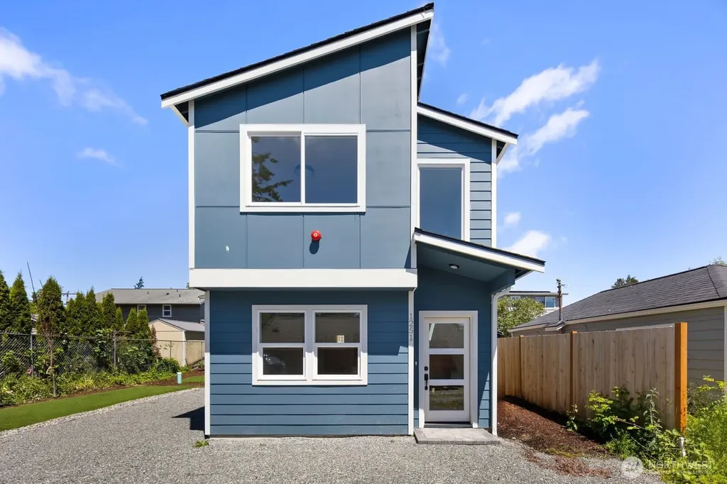 1251 SW 151st Street Seattle WA 98166
