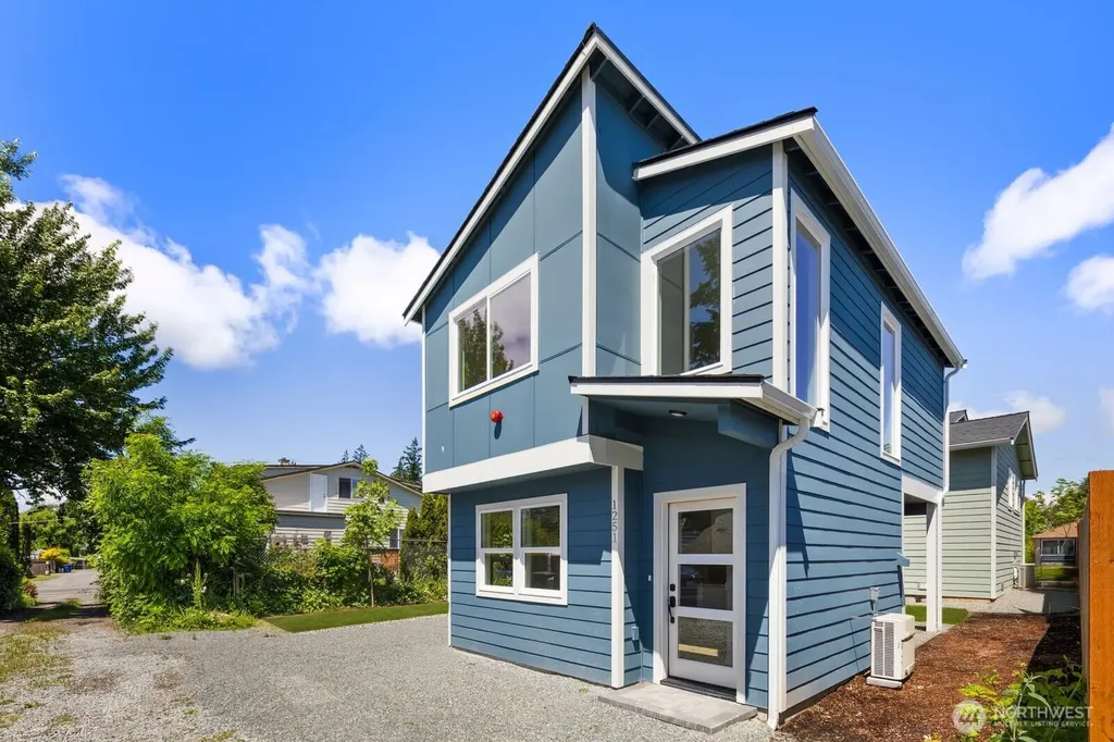 1251 SW 151st Street Seattle WA 98166
