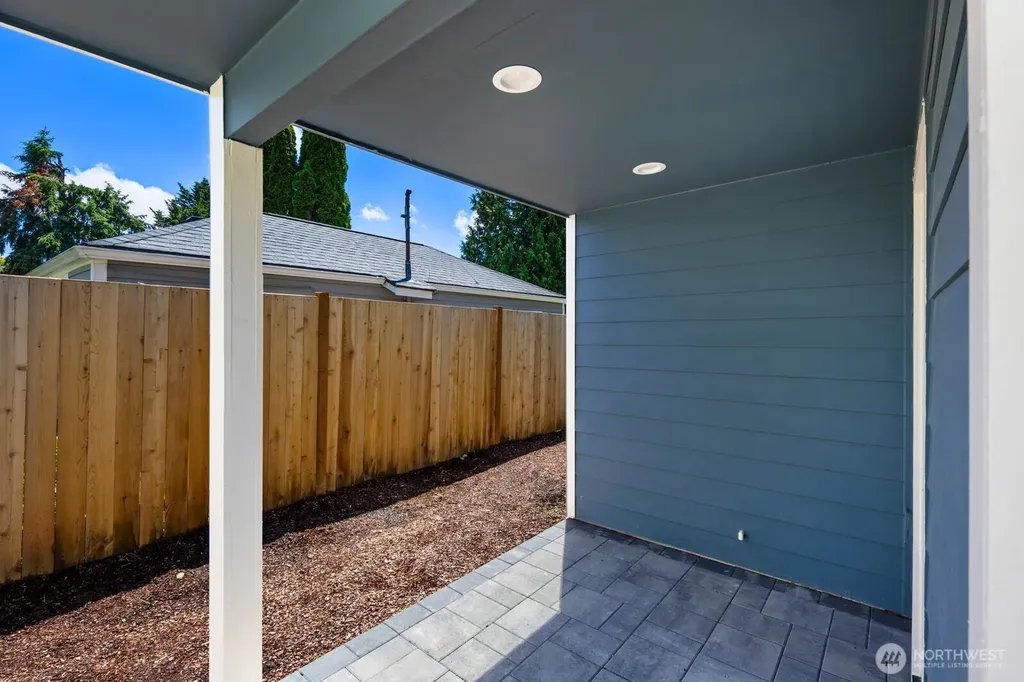 1251 SW 151st Street Seattle WA 98166