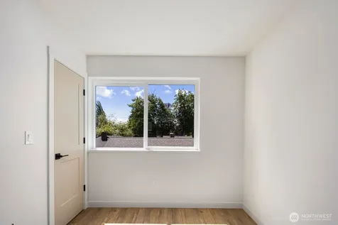 1251 SW 151st Street Seattle WA 98166