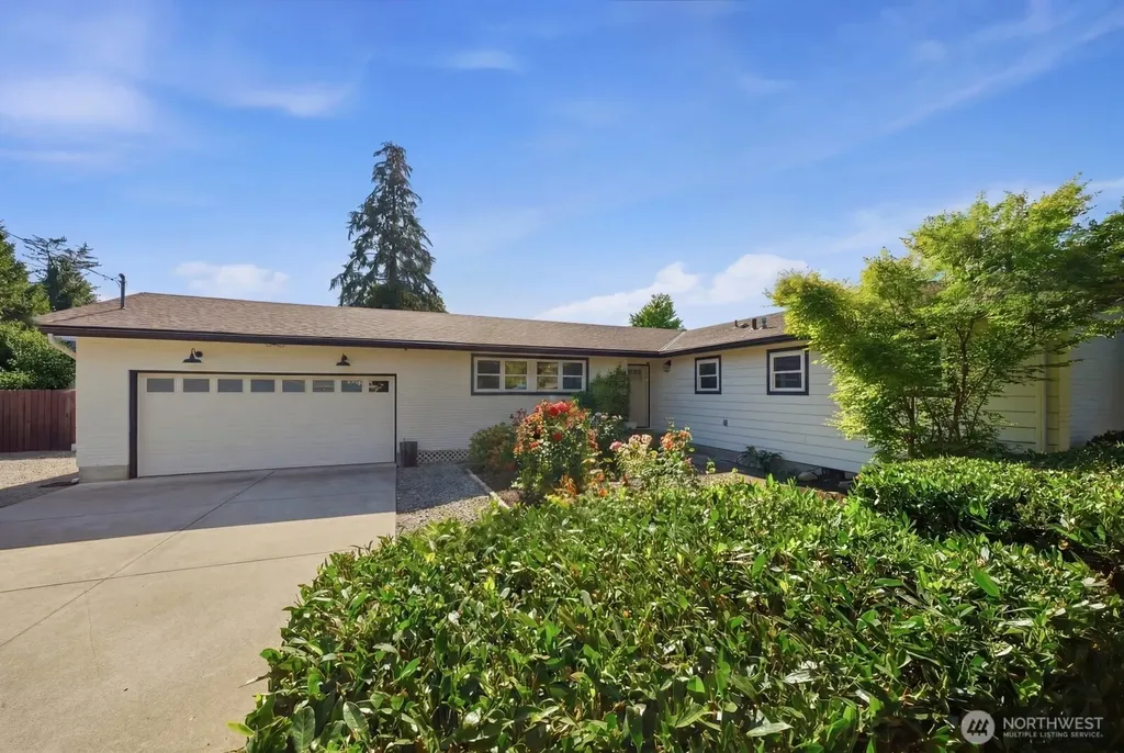 4232 332nd Avenue SE Fall City WA 98024