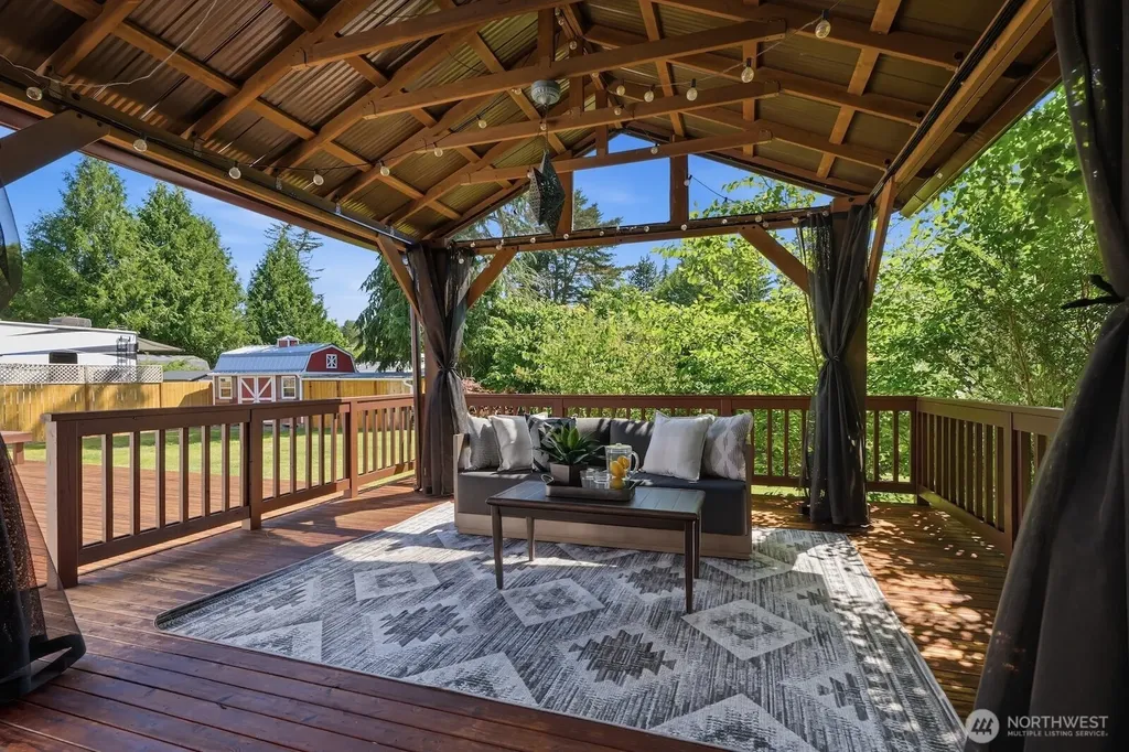 4232 332nd Avenue SE Fall City WA 98024