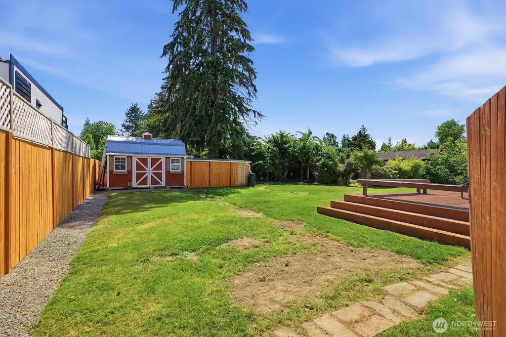 4232 332nd Avenue SE Fall City WA 98024