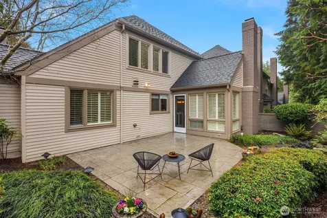 1716 Bellevue Way NE Bellevue WA 98004