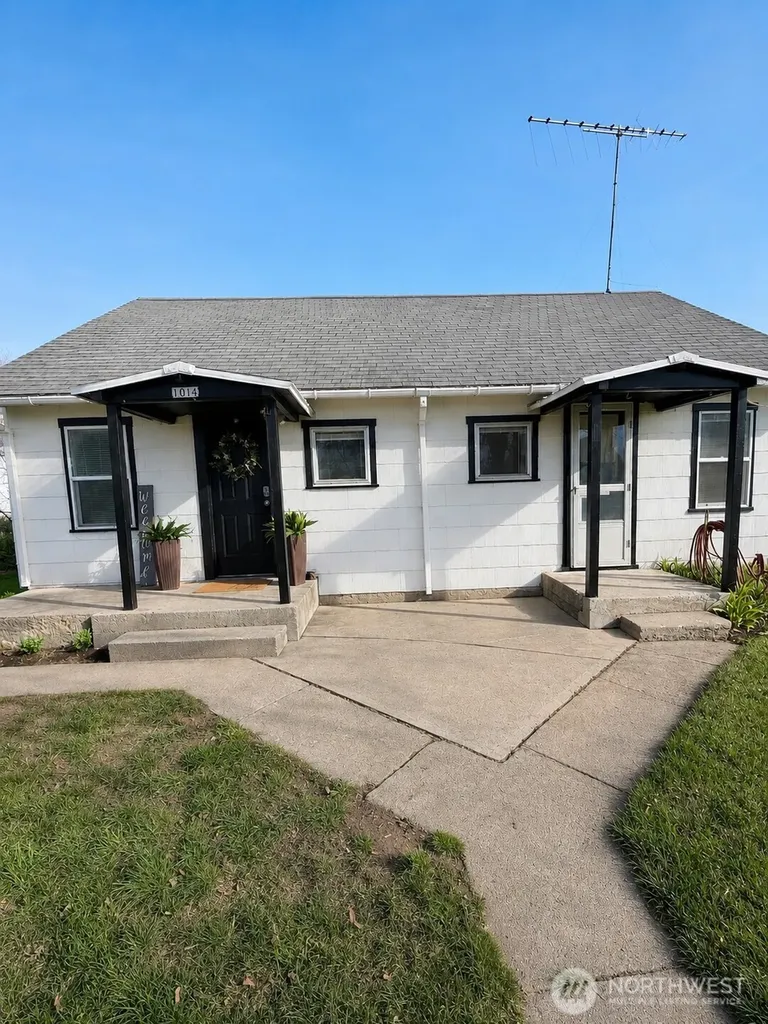 1014 Washington Street Davenport WA 99122