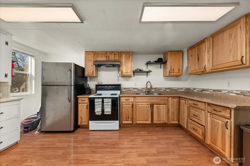 1014 Washington Street Davenport WA 99122