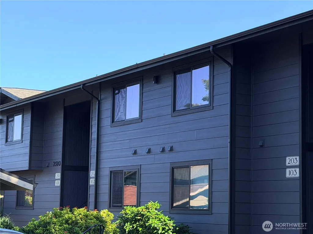 3590 Narrows View Lane NE Bremerton WA 98310