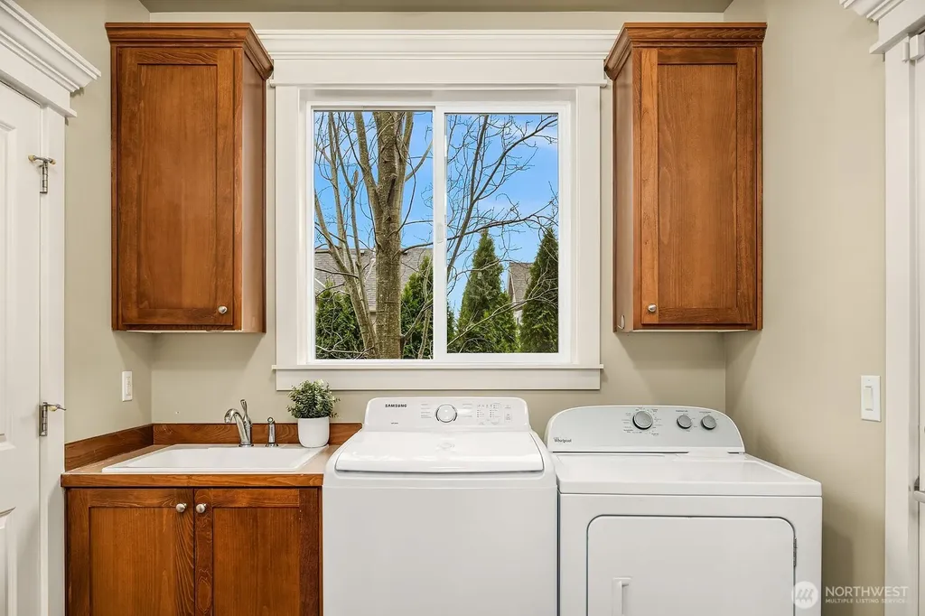 12211 168th Court NE Redmond WA 98052