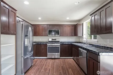 2910 S 78th Street Tacoma WA 98409