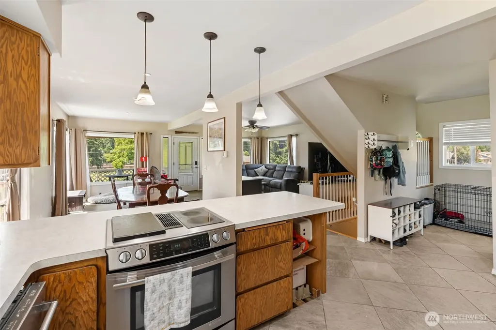 1122 SE 1st Street Winlock WA 98596
