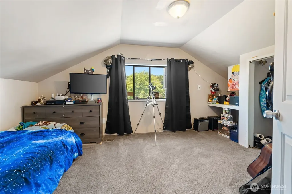 1122 SE 1st Street Winlock WA 98596