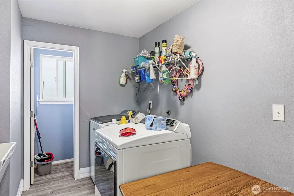 235 Flatt Road Kelso WA 98626
