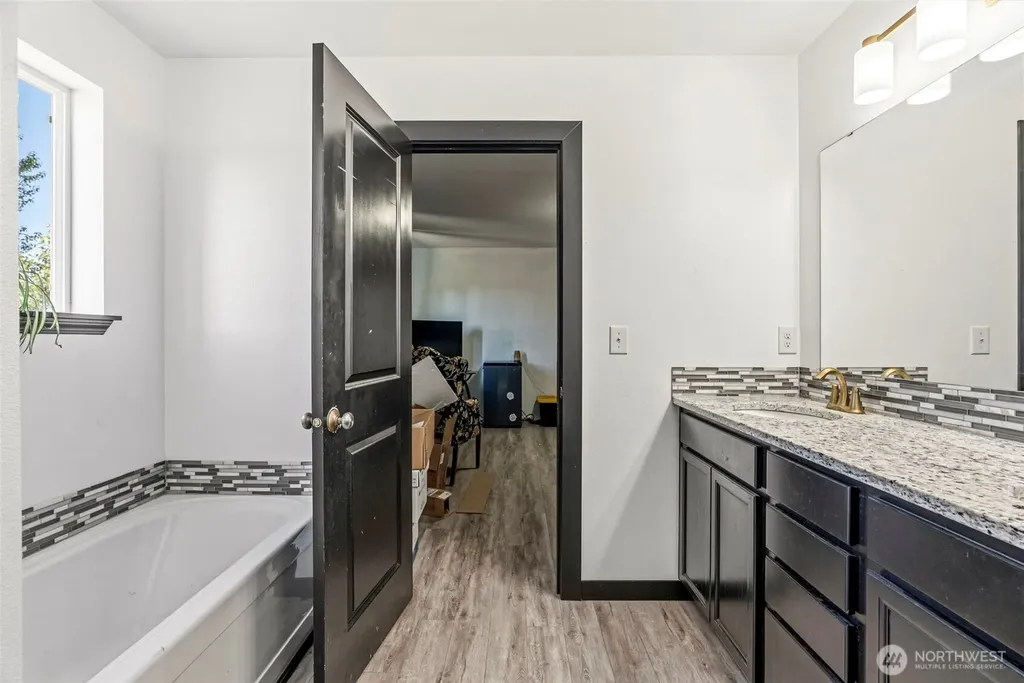 235 Flatt Road Kelso WA 98626