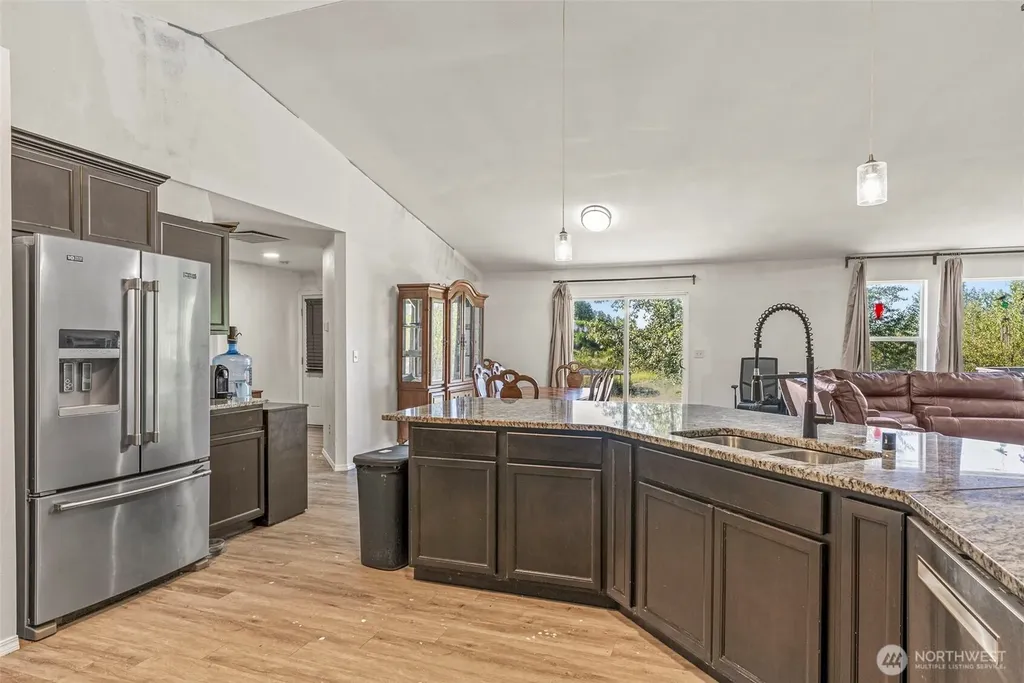 235 Flatt Road Kelso WA 98626