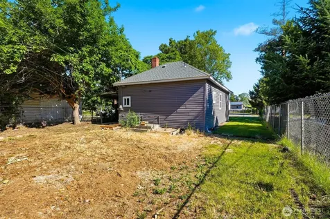 904 E La Salle Street Yakima WA 98901