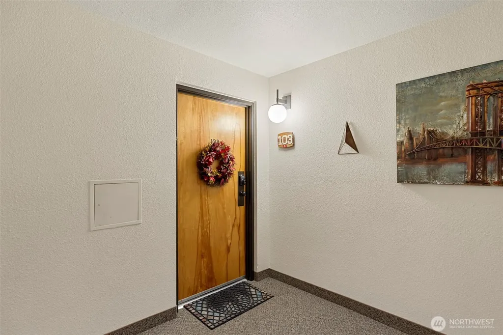 2021 N Laventure Road Mount Vernon WA 98273