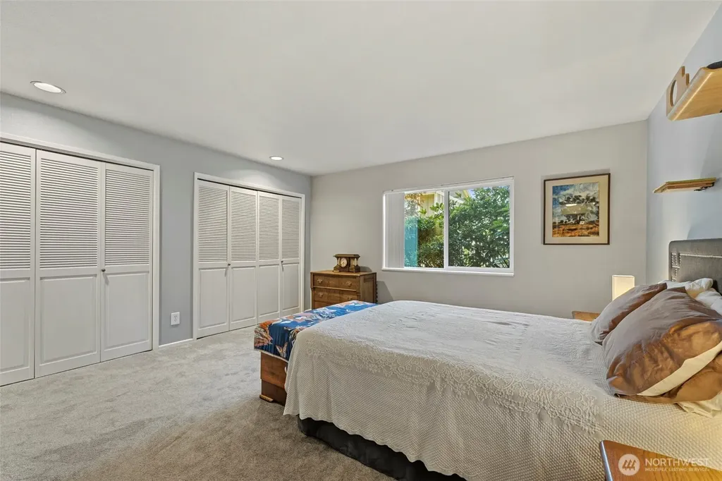 2021 N Laventure Road Mount Vernon WA 98273