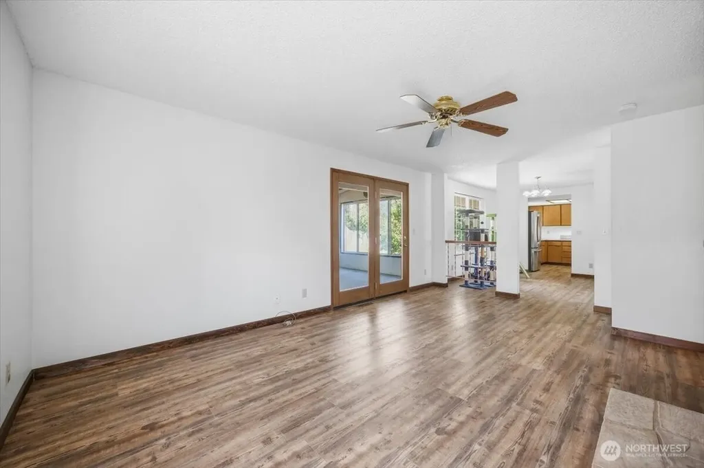 1516 S Olympia Place Kennewick WA 99337