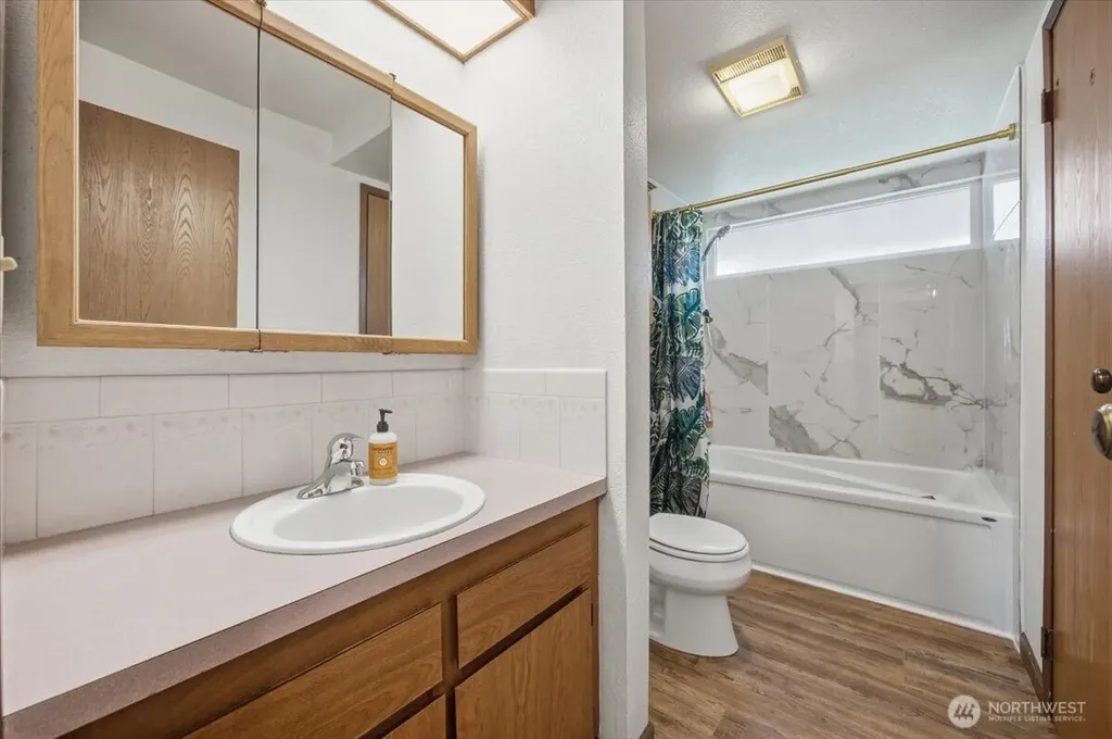 1516 S Olympia Place Kennewick WA 99337