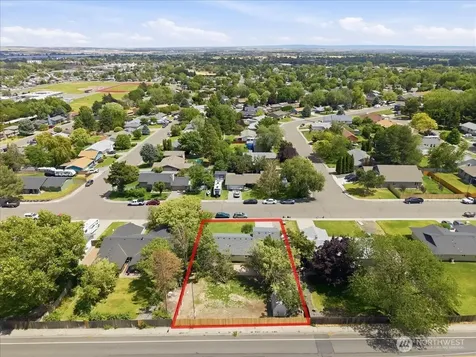 1516 S Olympia Place Kennewick WA 99337