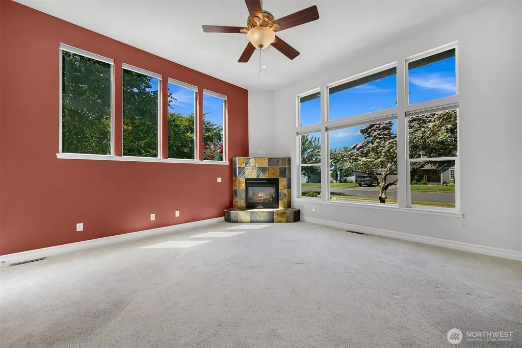 875 N Park Street Lynden WA 98264