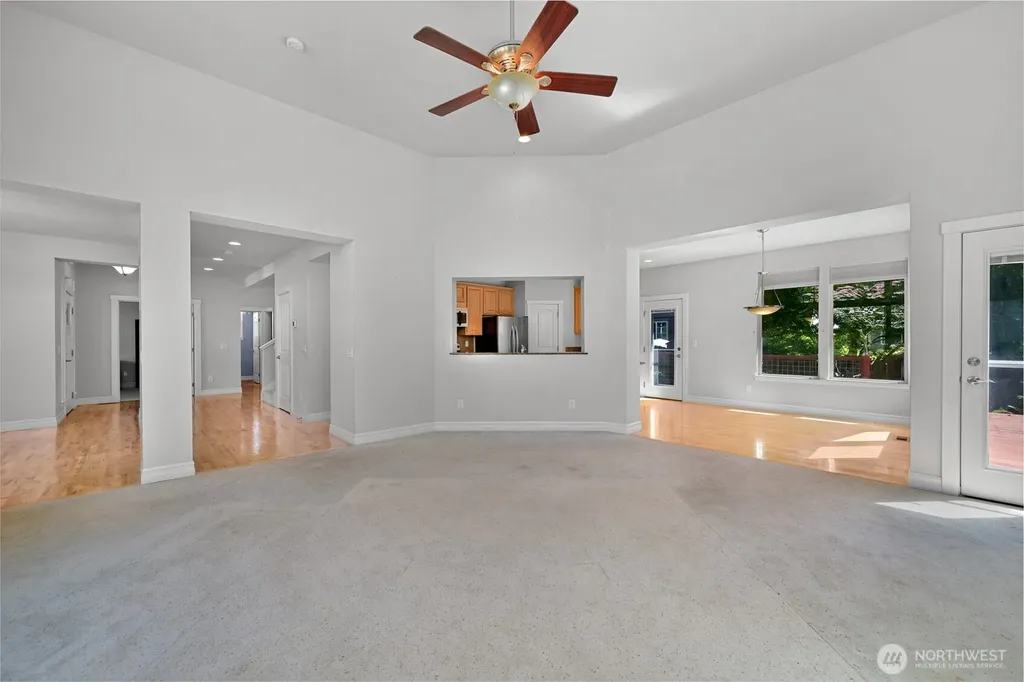 875 N Park Street Lynden WA 98264