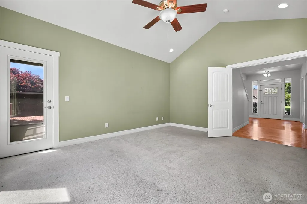875 N Park Street Lynden WA 98264
