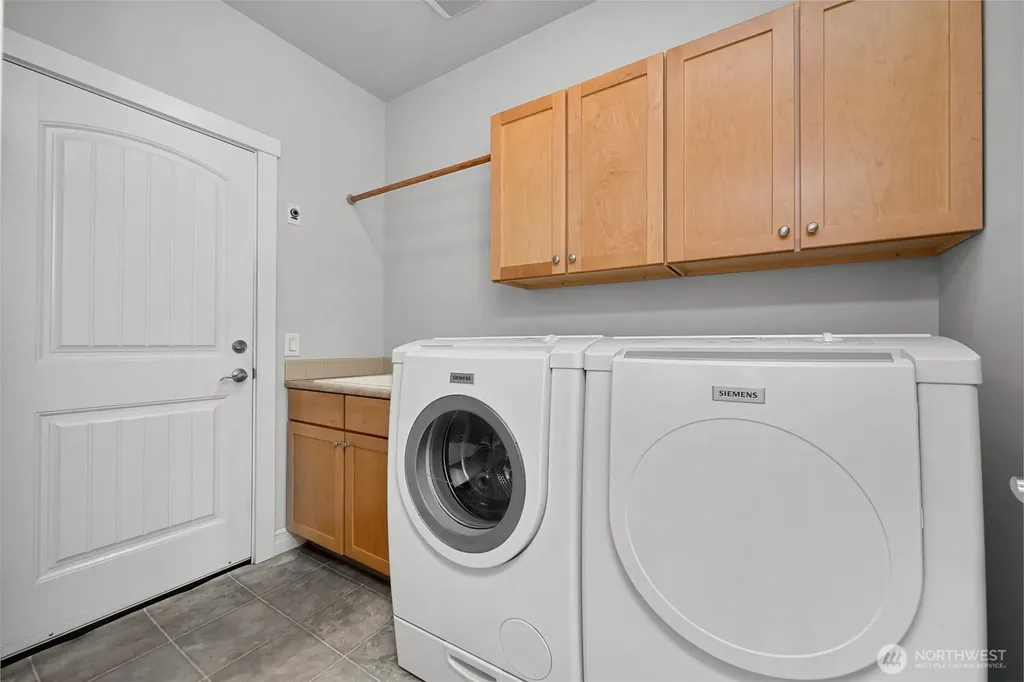 875 N Park Street Lynden WA 98264