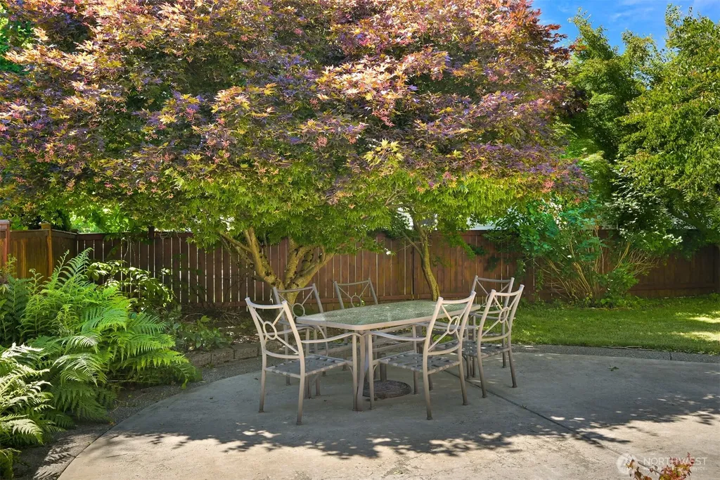 875 N Park Street Lynden WA 98264