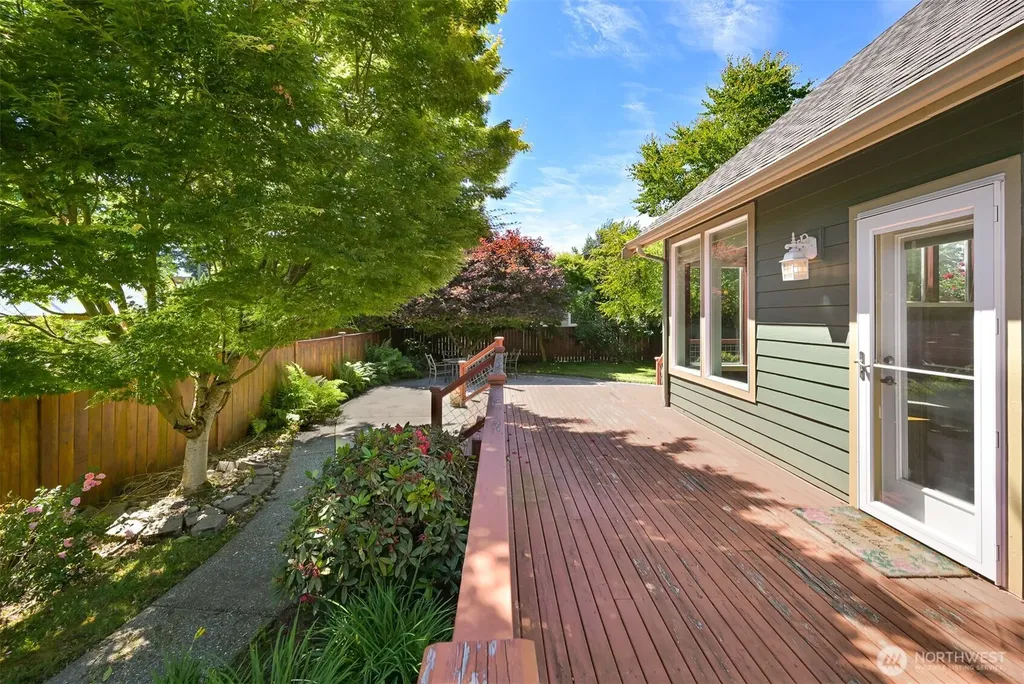 875 N Park Street Lynden WA 98264