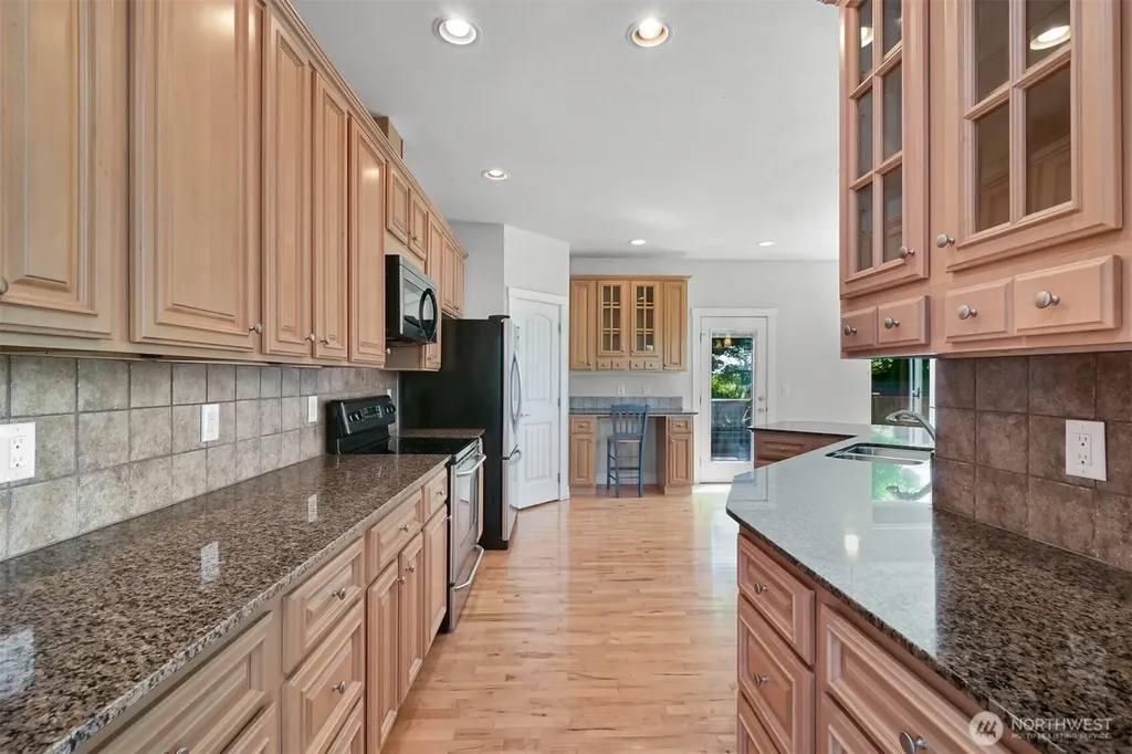 875 N Park Street Lynden WA 98264