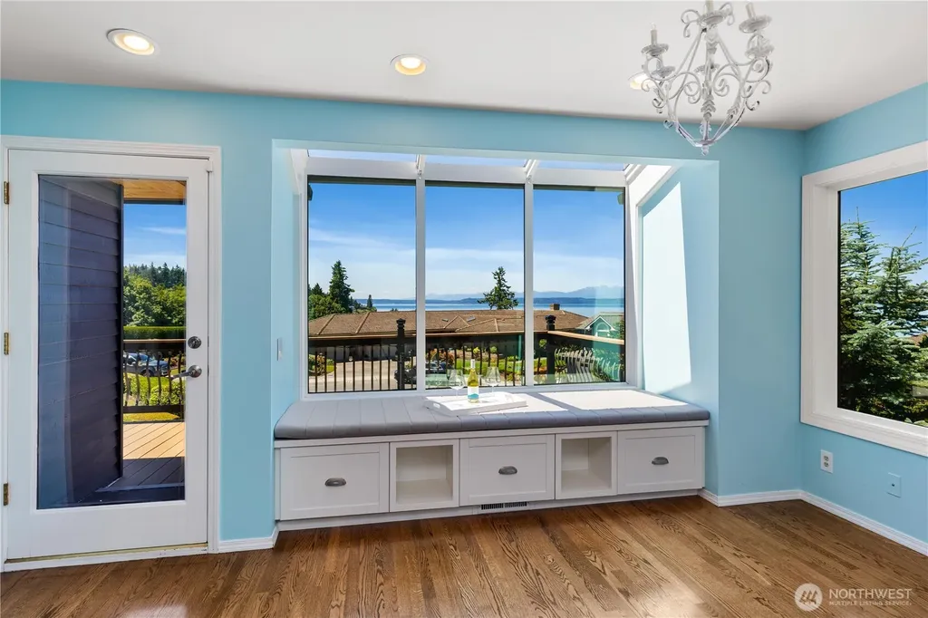 7723 168th Place SW Edmonds WA 98026